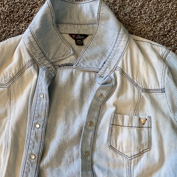 GUESS button up shirt size M - Picture 2 of 5